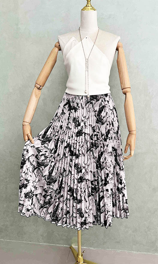 alphabet-black-white-printed-chiffon-pleated-fabric-pa-21086-6