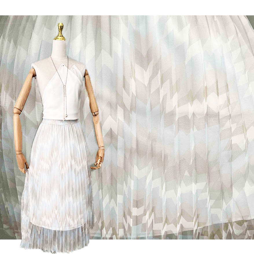 Striped Curved Colored Mesh Pleated Fabric Pa-21087