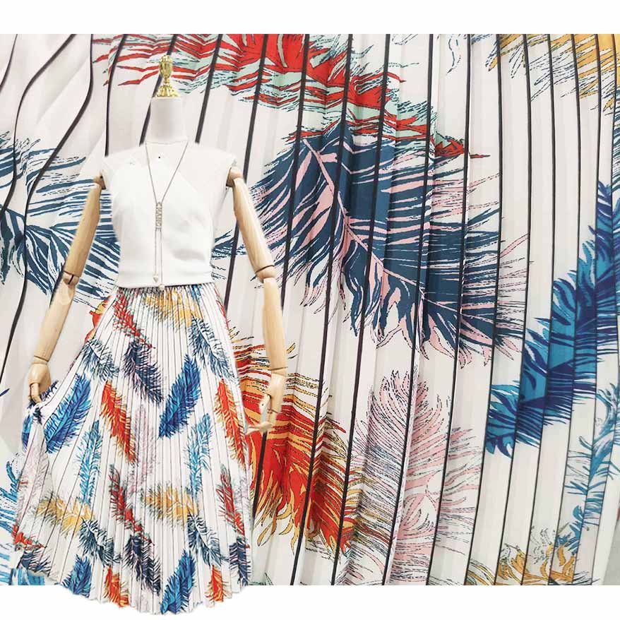 Trendy Colorful Feather Printed Chiffon Pleated Fabric PA-21080